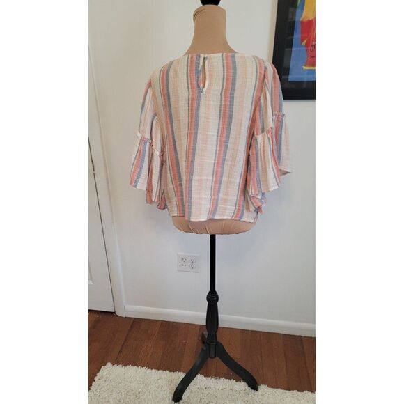 American Eagle Boho Style Bell Sleeve Top - Picture 3 of 7